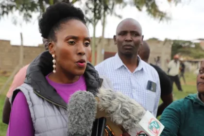 Thika MP Alice Ng'ang'a addresses journalists at Kiang'ombe village in Thika. P