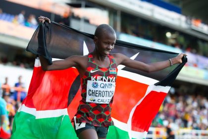 Faith Cherotich celebrates after winning the 3000m SC title at the WU-20 Championships in Cali, Colombia